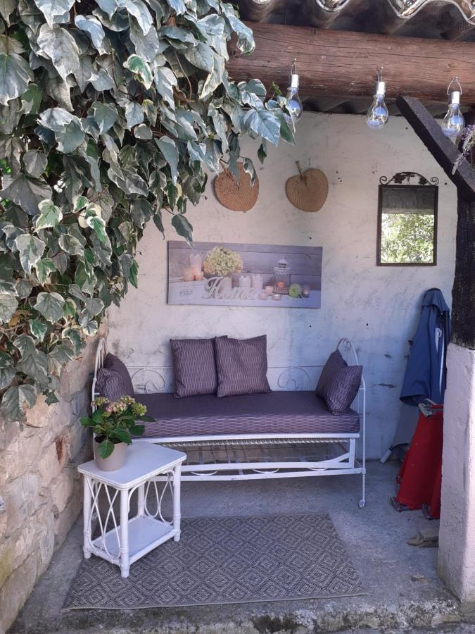 La Sapiniere -Chambres Climatisees Buisson Luaran gambar
