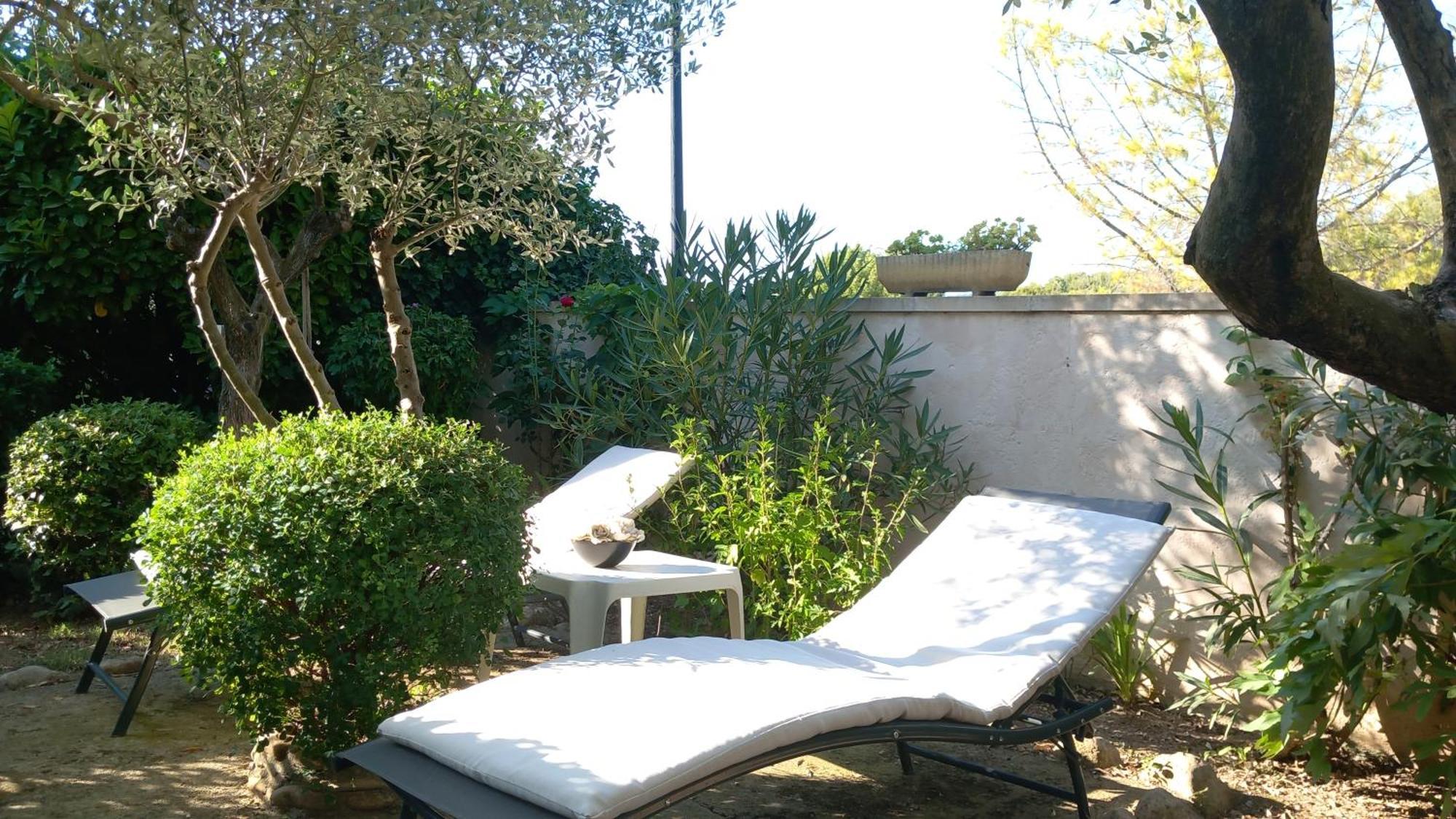 La Sapiniere -Chambres Climatisees Buisson Luaran gambar